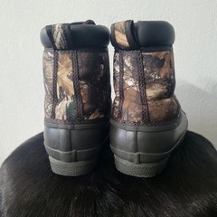 Magellan Youth Boots Size 2