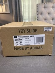 Yeezy kids slide Black size 10 K