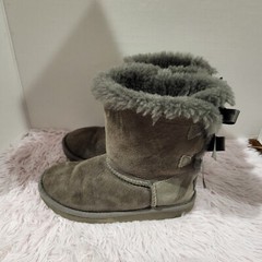UGG Australia Bailey Bow II Gray Sheepskin Winter Boots Kids Youth S 1 See Pics