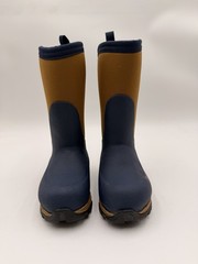 Muck Boots Kids‘ Rugged II Boot in navy and tan Size C7