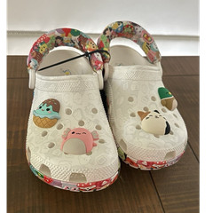 Crocs Classic Clog Squishmallows Unisex Kids J6 White/Multicolor -On