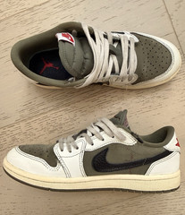Authentic Nike Air Jordan 1 Low Travis Scott (kids size 3Y).