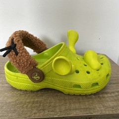 Crocs DreamWorks Shrek Classic Clog / sandals – Kids Size 1- beachwear