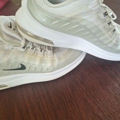 Nike Sneakers Air Max Axis size 6