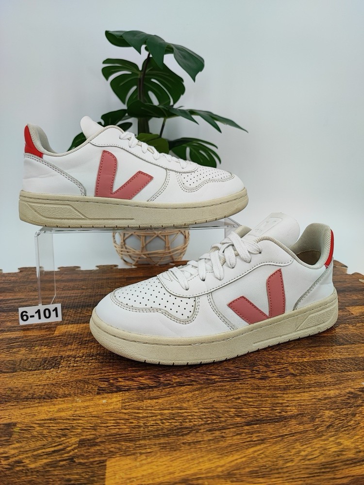 Veja V-10 Kid’s Size 6 Leather White Low Top Sneakers Casual VX021791