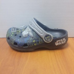 Crocs X Star Wars Children’s Clogs Size C9 C 9 Mandalorian Grogu Baby Yoda