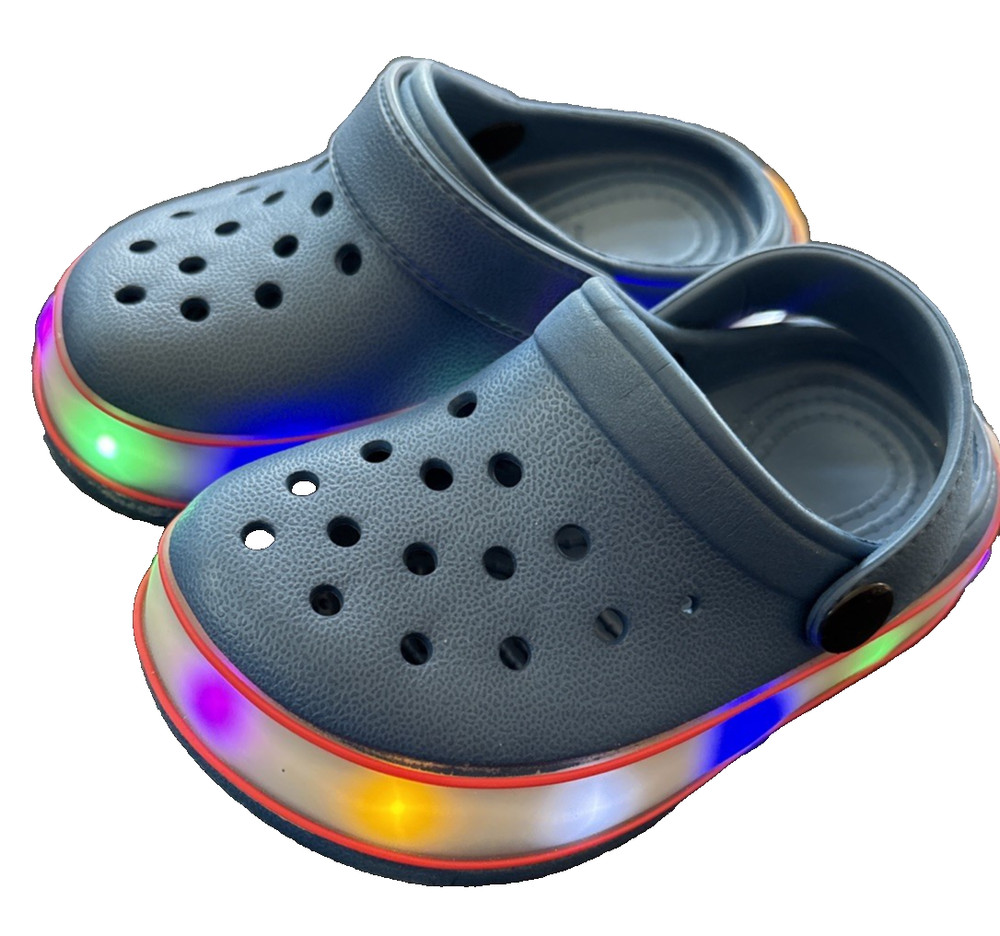 Kids Light Up Clogs Navy with Red Trim Size Toddler 2.5 NEW