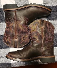 Justin 4G81JR Boots Size 2 D