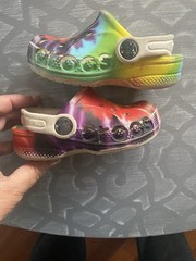 Crocs Classic Clogs Primary Rainbow Tie Dye Kids Clogs Size Childrens 7