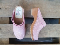 Classic Swedish Clogs for Kids Maguba Barbie Pink with Flowers