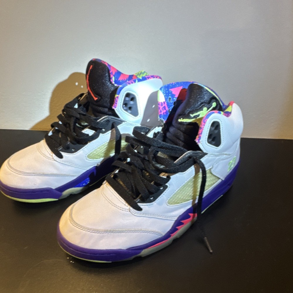 Jordan Air Jordan 5 Retro GS White Multicolor Leather Sneakers Size 9 Lace Up