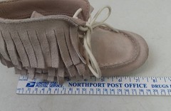 Monkey Feet Leather Fringe Moccasin Boots Youth Size 5-6Y Beige Unisex Boy Girl