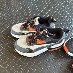 Under Armour BGS Surge 4 Training Running Shoes 4y Puma PUMA Vis2k Full Throttle