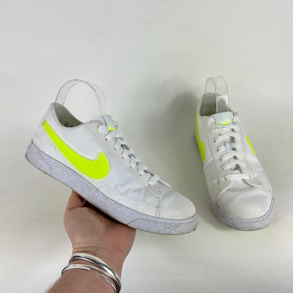 Nike Blazer Low Pop GS Sneaker Girls 7Y White Volt Swoosh Comfort neon shoes