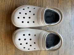 Crocs Unisex M5 W7 White Lined Clog Slip-On Faux Fur Round Toe