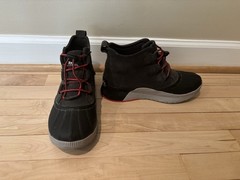 Sorel Out N About Classic Waterproof Boot Gray and Red Youth Size 7