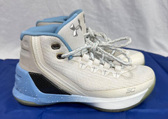Under Armour Steph Curry 3 White/ Blue Basketball Shoes 4Y Excellent Condition!