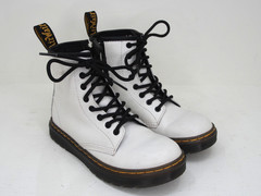 Dr. Martens Zavala White Leather Combat Lace Up Boots kids Size 1