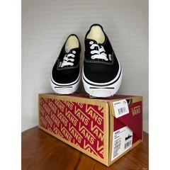 Vans Authentic Black/True White Skate Shoes Youth 4Y Unisex Kids NWT
