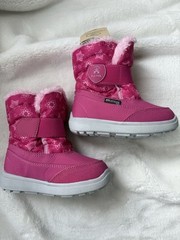 NEW $70 Kamik Snowbee P in Fuschia Winter Boot Toddler US9/EU26/UK8.5