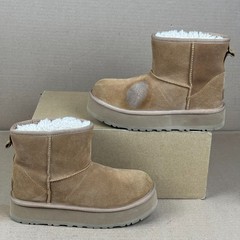 UGG Classic Mini Platform Boots Chestnut S/N 1143700K Kids 5 / Women’s 7