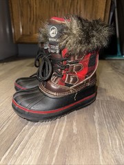 Tamarack 3M Thinsulate Winter Boots Kids Size 10 Black Red Plaid Faux Fur