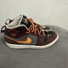 Nike Air Jordan 1 Mid SE GS Plaid Night Maroon Size 3Y