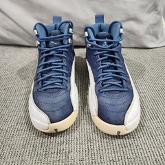 Size 5.5Y (GS) – Jordan 12 Retro Mid Indigo