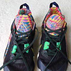Nike Giannis Immortality 2 Kids Size 7 Youth Black Multicolor