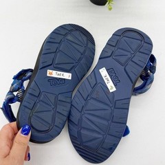 Teva Youth Hurricane XLT 2 Sandal Size 4 Blue Outdoor Gorpcore Hiking Camping