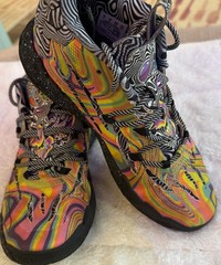 Puma MB.03 Dexter’s Laboratory xLaMelo Ball Kids Size 5 US Basketball Shoes