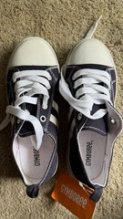 Gymboree Converse-style Kids‘ Low Top Navy Blue/White New Condition W/tags