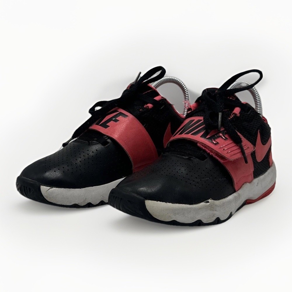 Nike Team Hustle D8 Youth Size 2Y Black Pink Basketball Shoes 881942-002