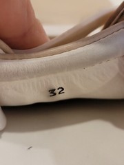 Dolce & Gabbana beige leather logo trainers size 32EUR/kids‘ 1US