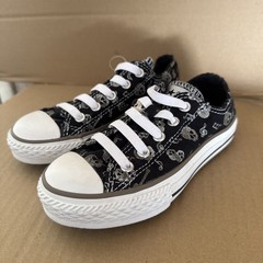Converse Black Low Top Sneakers Vintage Skull Music Guitar Youth 11