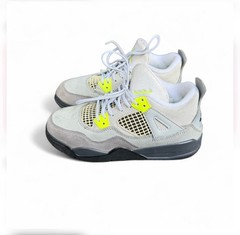 Size 2Y – Nike Air Jordan 4 IV Retro SE Neon 95 Suede