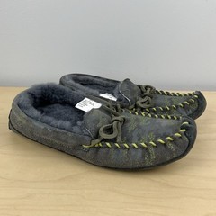 L.L. Bean Kids Size 4.0 Wicked Good Slipper Moccasins Gray Camouflage Lined