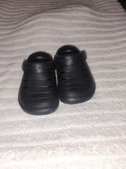 Rugged Shark black molded EVA rubber clogs swivel heel strap for a secure fit 7