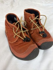 KEEN Little Kid Howser 2 Quilted Waterproof Chukka Boot Sz Youth Size 13