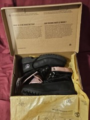Timberland Juniors Roll Top Sweet Black & Pink 29979 Size 5M EU37 UK 4.5 w/ Box