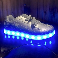 ✨⭐️ Silver Shooting Star LED Light Glow Shoes 🌟