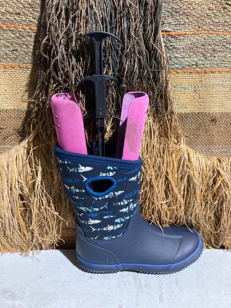 UNKNOWN RUBBER RAIN WINTER BOOTS SIZE 5