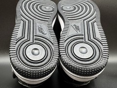 Size 1 – Stüssy x Nike Air Force 1 Mid in a black and white Kids Shoes 🐼