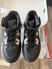 (PS) – Nike Kyrie Infinity Mid Black Metallic Silver