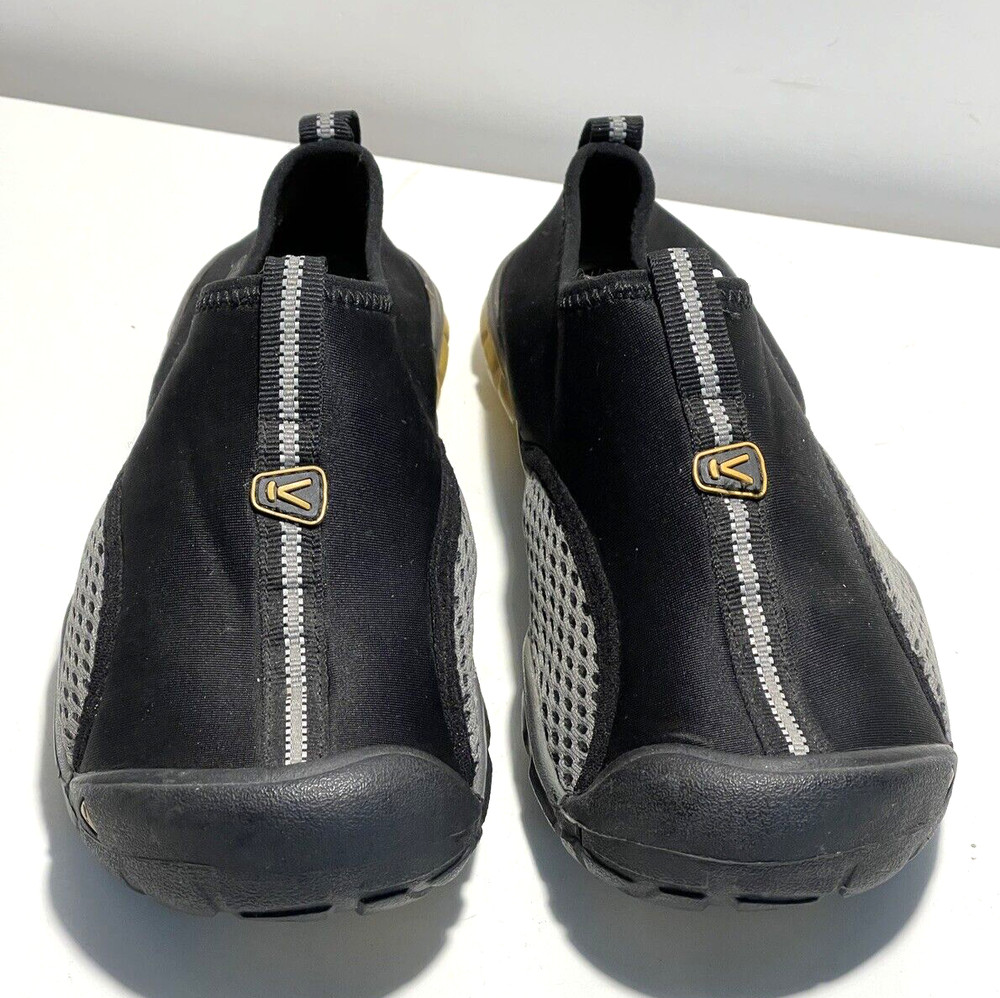 KEEN Black, Gray & Yellow Slip On Water Shoe/Sock lightweight Big Kid 2