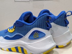 Under Armour Curry 3Zer0 24 GS – Warriors – Size: 7Y – 3027627 400 – Royal – NEW