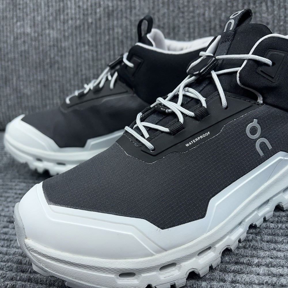On Cloudhero Mid Waterproof Black White Big Kids Size 3.5Y New in Box