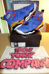 Air Jordan 8 Retro DB (GS) „Doernbecher“ Hpr Bl/Elctro Orn-Bk 729894 480 sz 3.5Y
