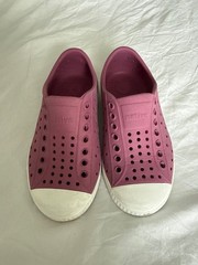 Native Shoes Unisex Kids US C9 pink/White Low Top Slip-On Round Toe Casual