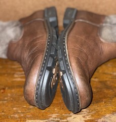 UGG Beacon Size EU 32 / US 2 Brown Leather Two Tone Shearling Lined Boots 5925